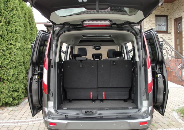Ford Tourneo Connect Grand cena 59900 przebieg: 215900, rok produkcji 2018 z Opoczno małe 301